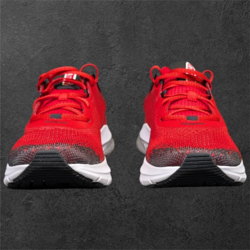 Under Armour HOVR Turbulence 2 Sneaker Men's 10.5 Red Black White Comfort Deluxe