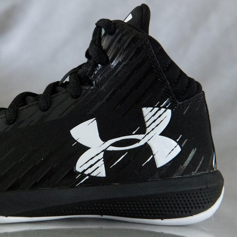 Under Armour Jet Express Mid Boys Basketball Shoes Black Size 12 Youth