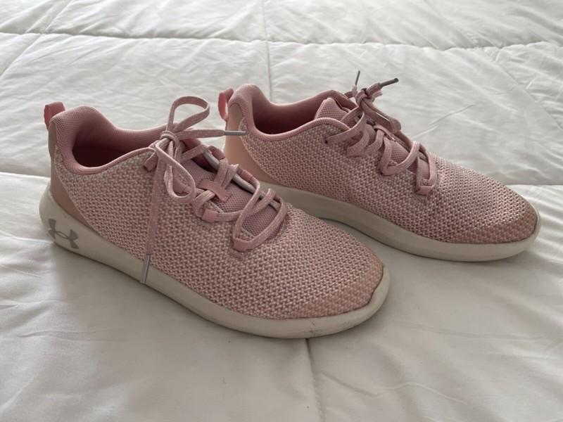Under Armour Ripple Girl’s Athletic Shoes Size Youth 6.5 Y Pink Women’s 8.5