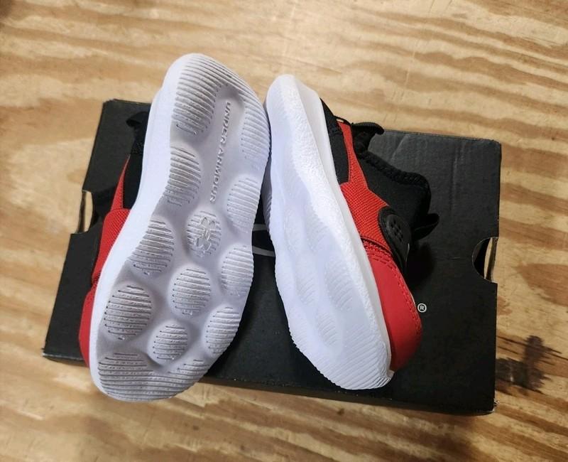 Under Armour Toddler Boy's UA BINF Runplay Red/White/Black Sneakers-Size 6K NWB