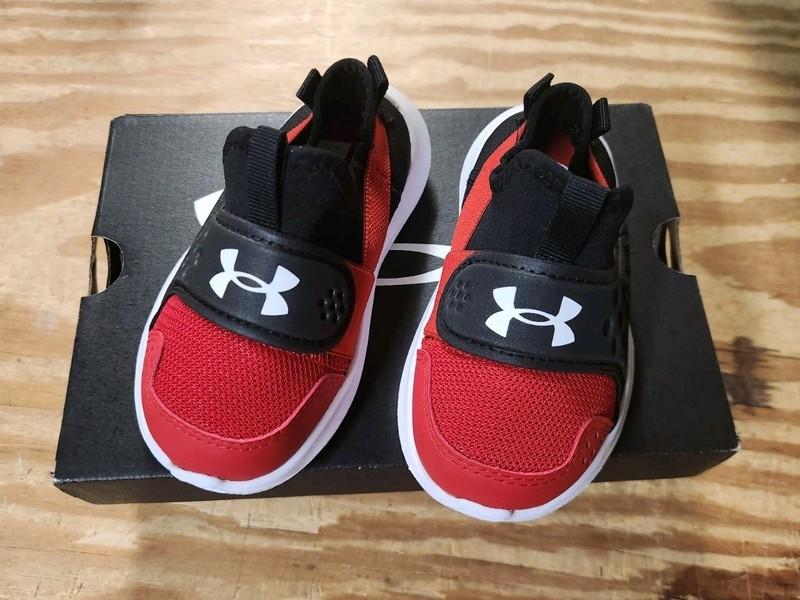 Under Armour Toddler Boy's UA BINF Runplay Red/White/Black Sneakers-Size 6K NWB