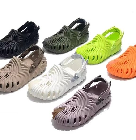 Unisex Bembury Pollex Clog Men's Women's Crocs Sandals Beach Shoes Garden