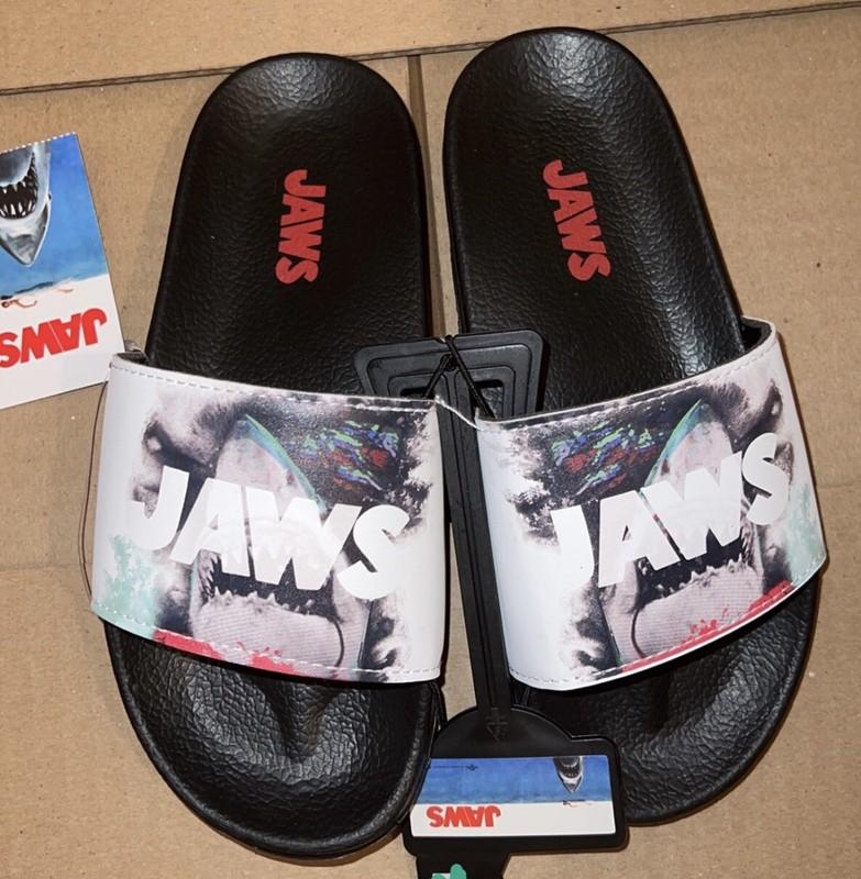 UNIVERSAL JAWS SLIDES SANDALS BOYS KIDS SIZE 12 1 4 5 NEW