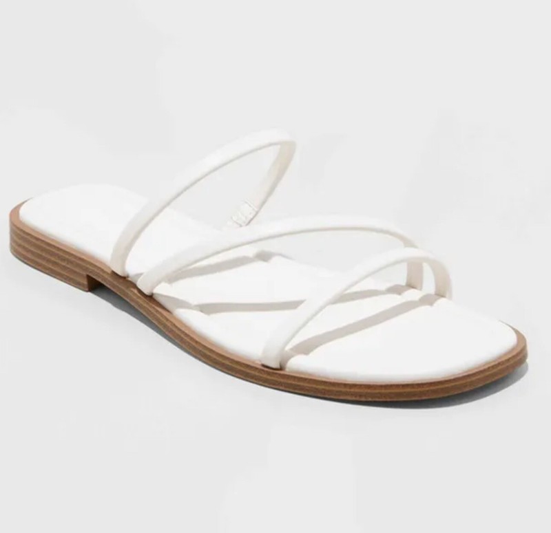 Universal Thread Goods Co Woman’s Louie Cream Sandals Memory Foam Size 6