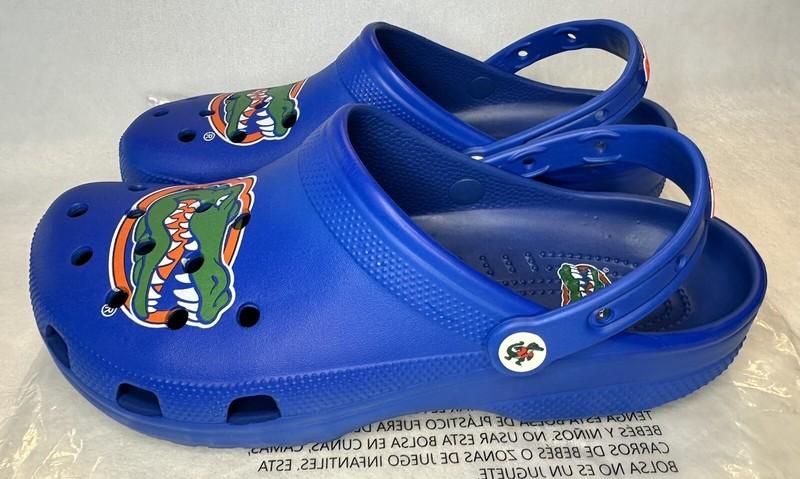 University Of Florida Crocs Classic Gators Clogs Men’s 11 Shoes Blue NEW NWT