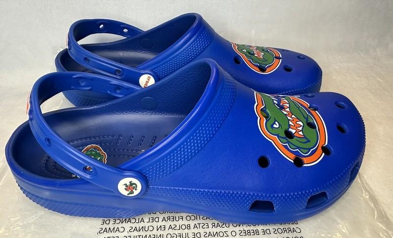 University Of Florida Crocs Classic Gators Clogs Men’s 11 Shoes Blue NEW NWT