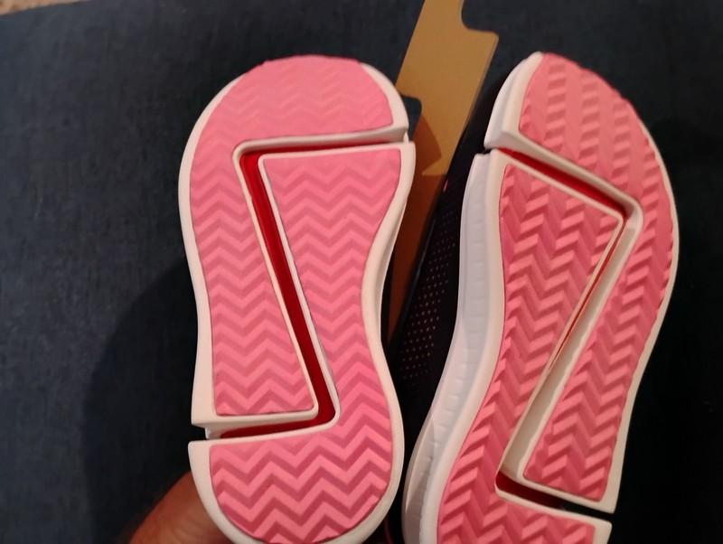 UNOS By SZ Kids Shoes Black/Pink Size 12.5 To 13