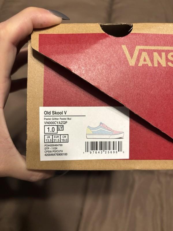 VANS Girls' Sneakers Size 1