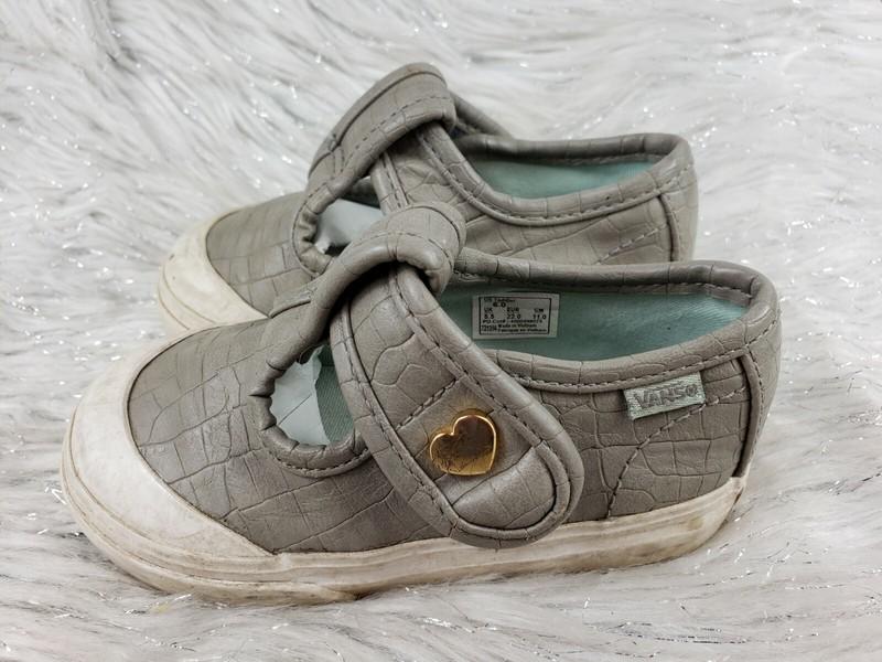 VANS Off The Wall Gray Faux Skin Sneakers Toddlers Size 6 / 22
