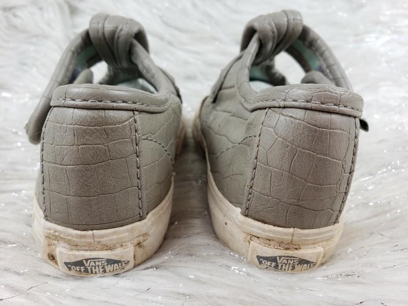 VANS Off The Wall Gray Faux Skin Sneakers Toddlers Size 6 / 22