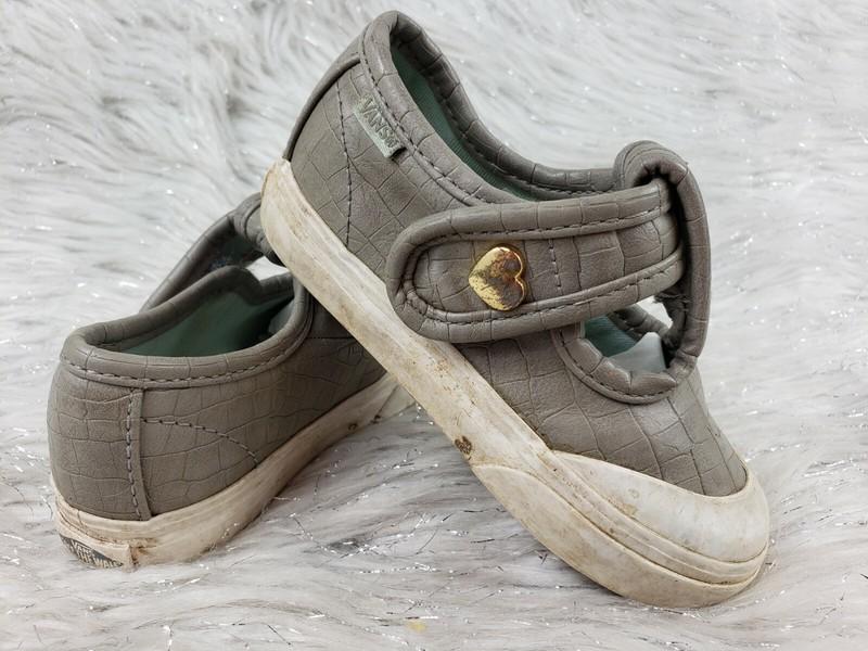 VANS Off The Wall Gray Faux Skin Sneakers Toddlers Size 6 / 22