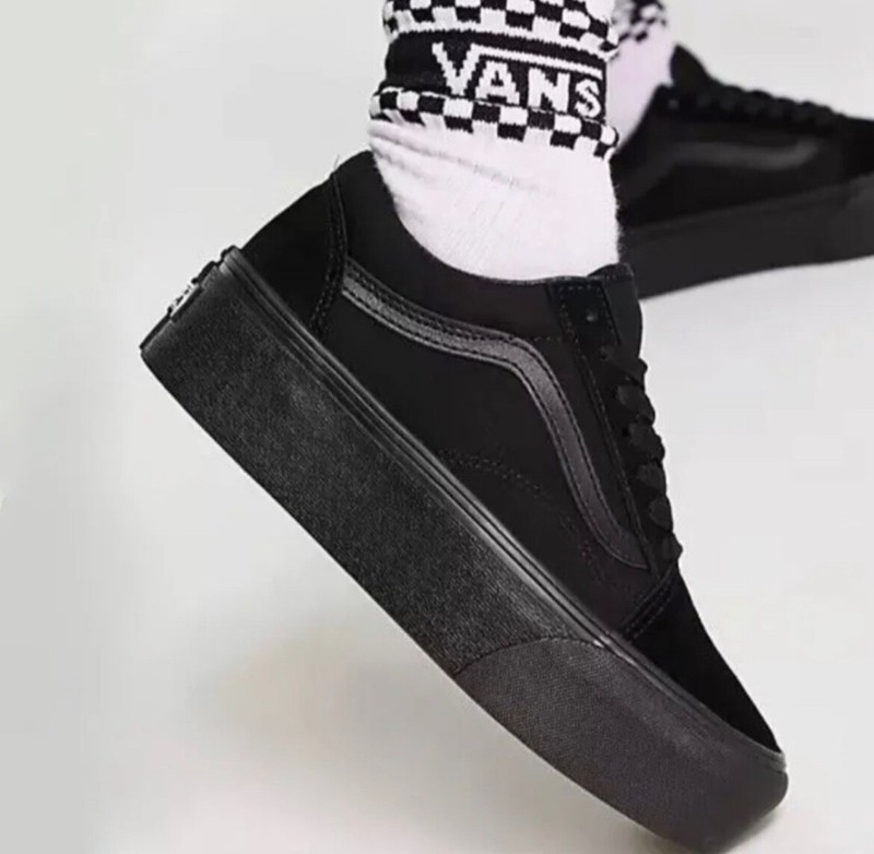 VANS Old Skool Stackform Sneaker Women's Size 6-10 VNOA7Q5MBKA Triple Balck 34mm