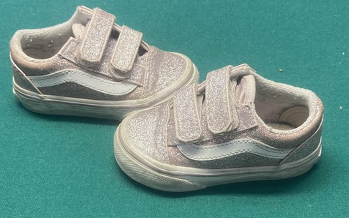 Vans Old Skool Todder Shoes Size 5 Color Pink with Glitter In Great Condition