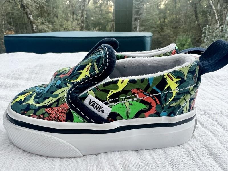 Vans Toddler Slip On Shark Shoes Size 2.5 Great Condition Aquarium Shoe Sea Life