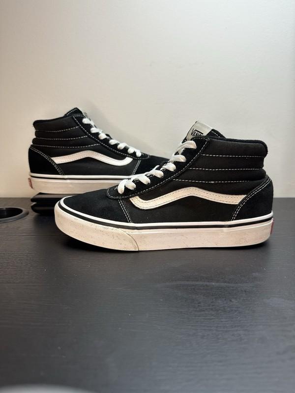 Vans Ward Black White Suede Canvas High Top Skate Shoes Youth 3.5 EU 34.5