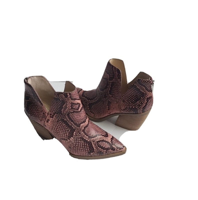 Vince Camuto Gigietta Snakeskin Embossed Ankle Bootie Rosewood Size 7.5