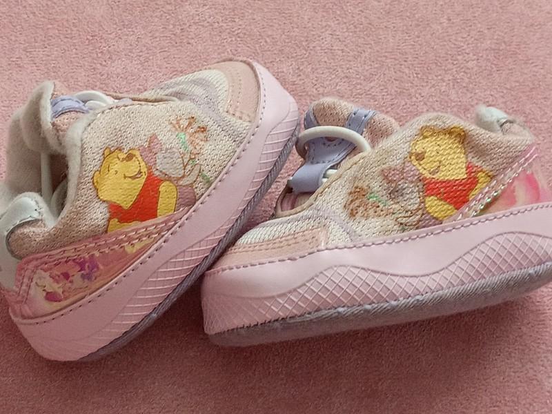 Vintage Y2K Baby Girl Disney Winnie The Pooh Pink Lace-Up Shoes Size 0