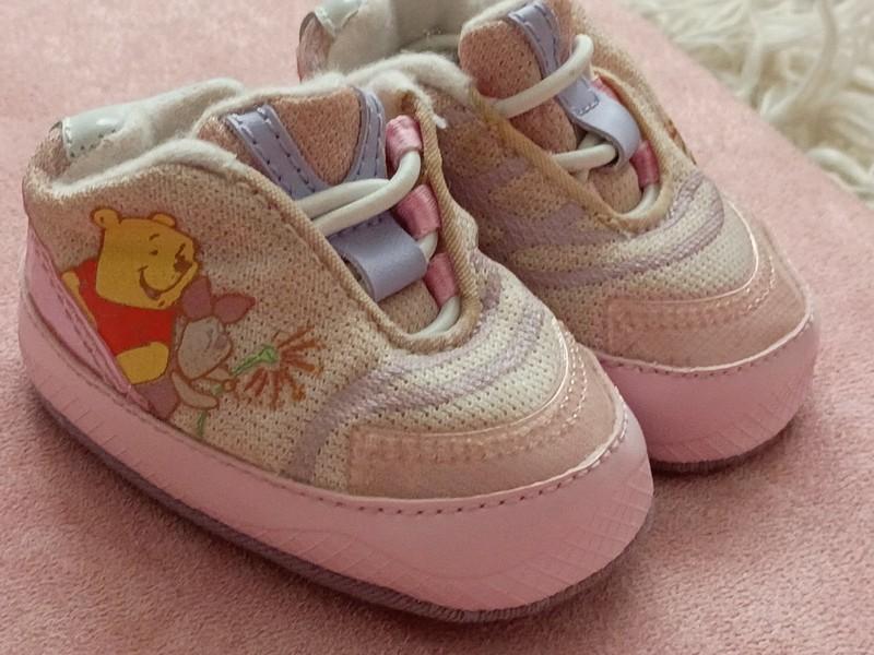 Vintage Y2K Baby Girl Disney Winnie The Pooh Pink Lace-Up Shoes Size 0