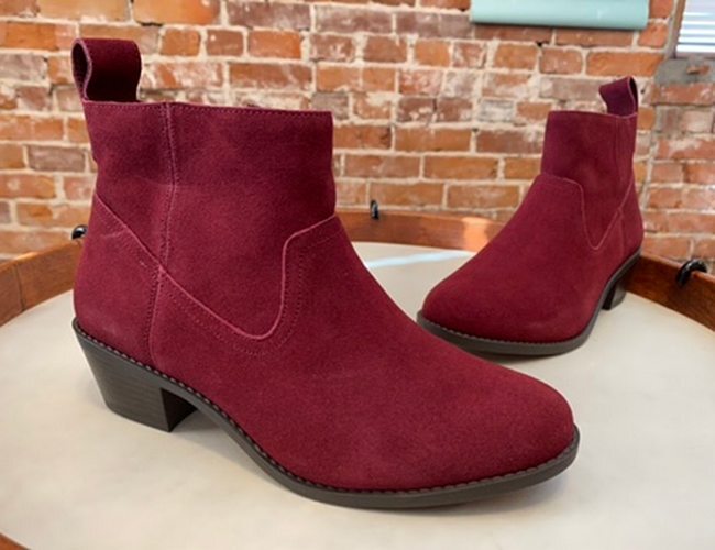 Vionic Burgundy Red Water-Resistant Suede Ankle Boots Vera New