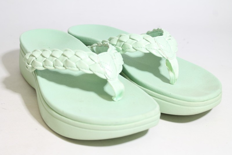 Vionic Kenji Women's Sandals Floor Sample