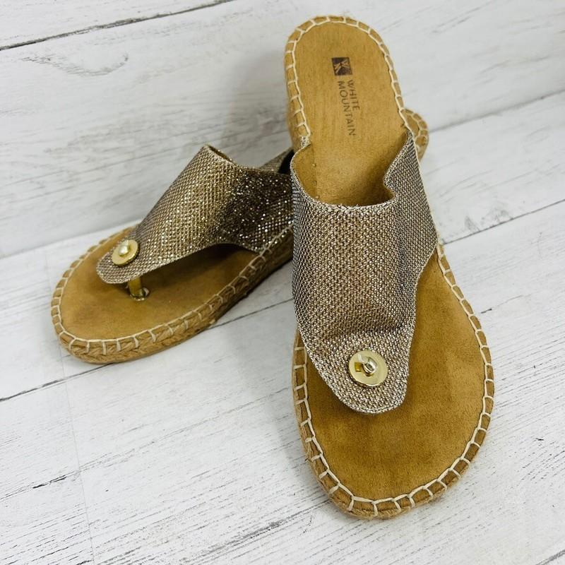 White Mountain Beachball Sandals 8.5M Gold Sparkle Wedge Espadrille Flip Flop