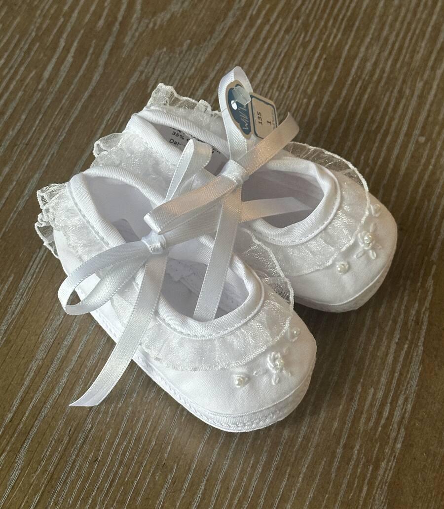 Will'beth Newborn Infant Baby Girl White Crib Shoes Pearls Christening NWT 0-3m