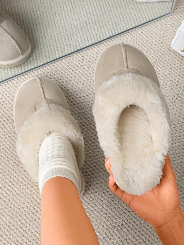 Women House Slippers Indoor Fuzzy Fluffy Furry Cozy Home Bedroom Slippers