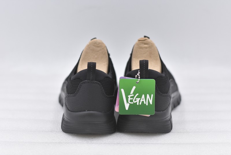 Women's Graceful Picture Perfect Stretch Fit Sneakers Black Size 9.5