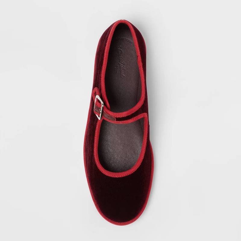 Women’s Halston Ballet Flats With Memory Foam Insole – Universal Thread Burgundy