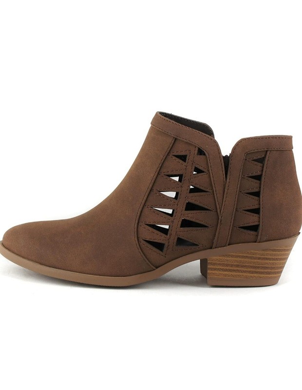 Women's Mug Round Toe Faux Suede Stacked Heel Western Ankle Bootie Brown Sz 8