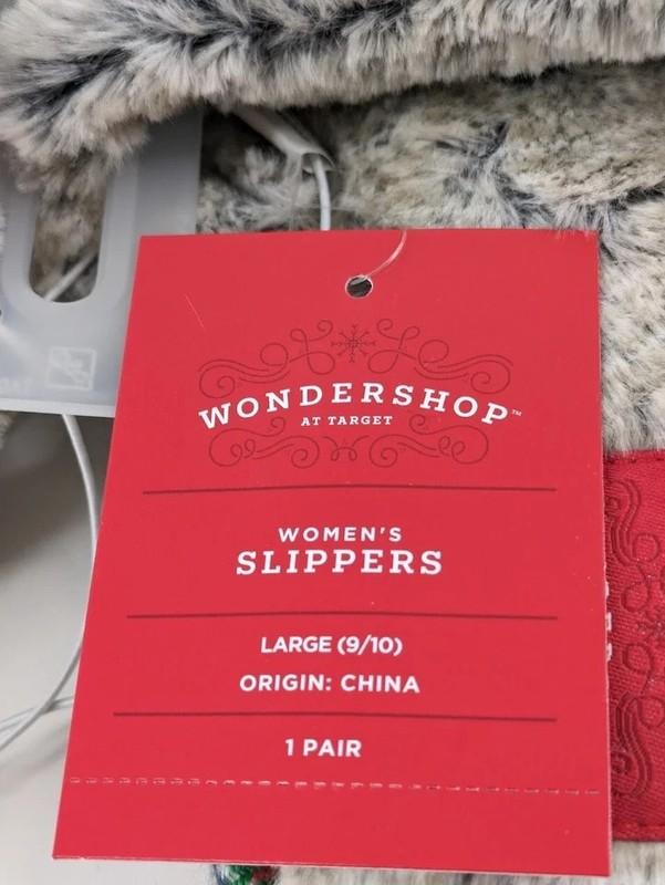 WOMEN'S SIZE 9/10 WONDERSHOP MAMA ELF SLIPPERS