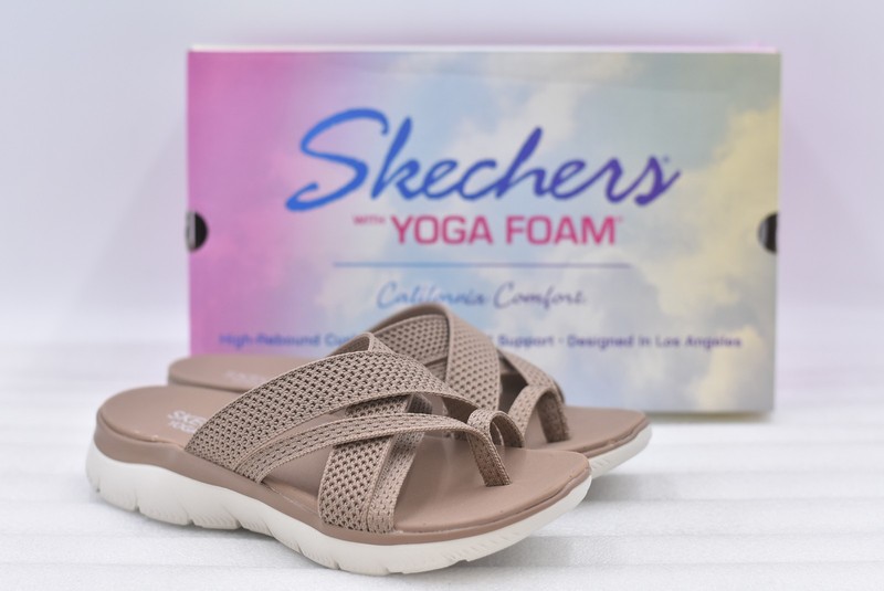 Women's Skechers Summits - Fantasy Walk Sandal in Mocha Size 9 119518