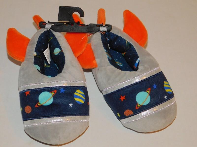 WONDER NATION BOYS TODDLER SPACE THEME HOUSE SHOES SLIPPERS PLANETS SIZE 7-8