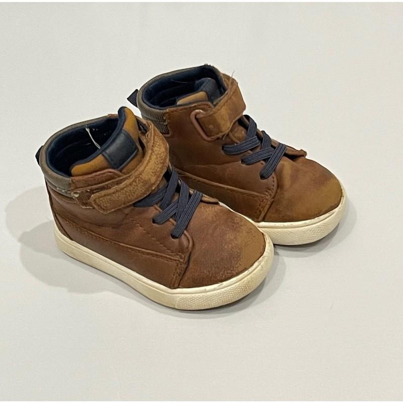 Wonder Nation Infant Shoe Size 5 Brown