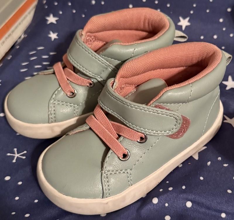 Wonder Nation Toddler Unisex Adaptive High Top Sneakers size 6 Green