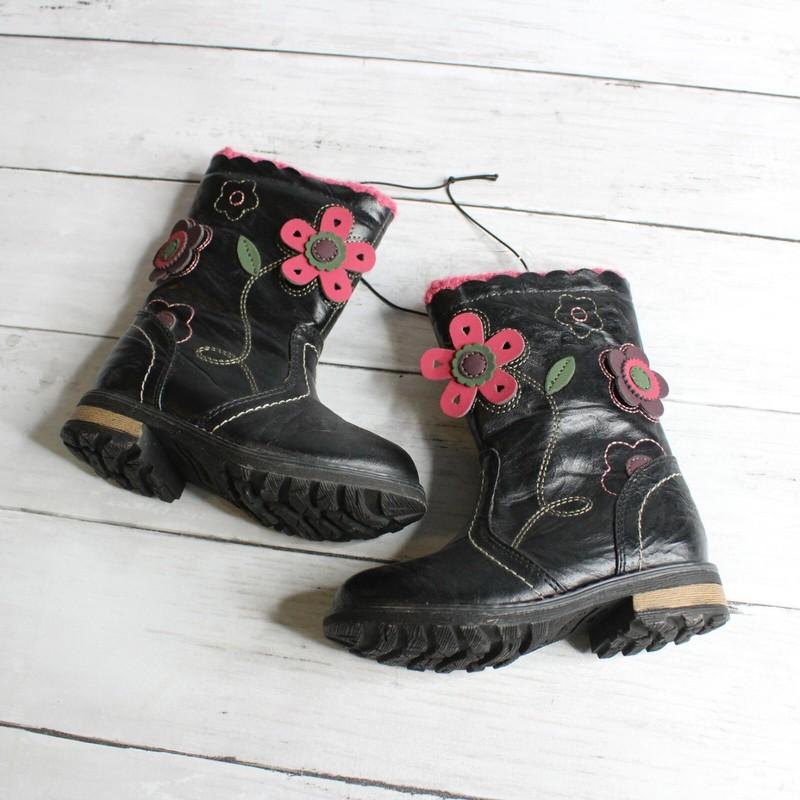 Wonderkids Girl's Black Fashion Boots Toddler Size 6 Pink Flowers Faux Leather