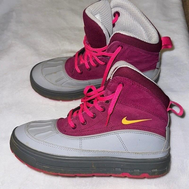 Woodside ll 2 High GS Raspberry Red 524876 NIKE 5Y