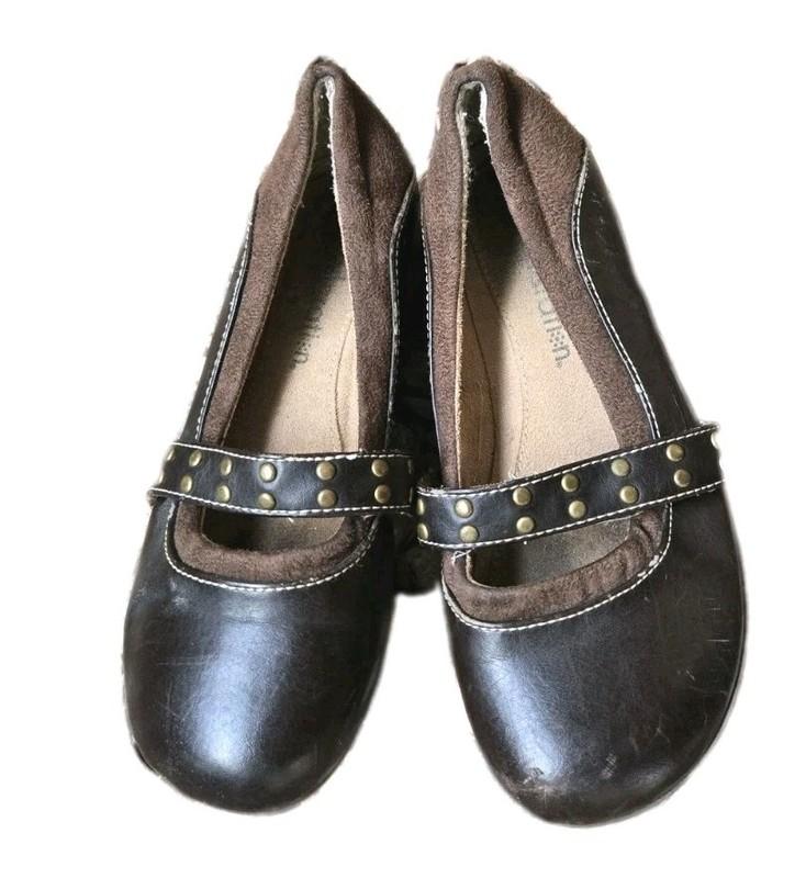 Xhilaration Brown Mary Janes Dress Shoes Girls 13 Fair Condition For A Costume?