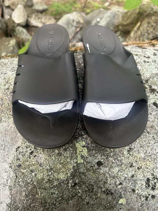 Yeah Baby Unisex XL Black Chocolate Flexible Slide Spa Comfort Grip Sole Sandals