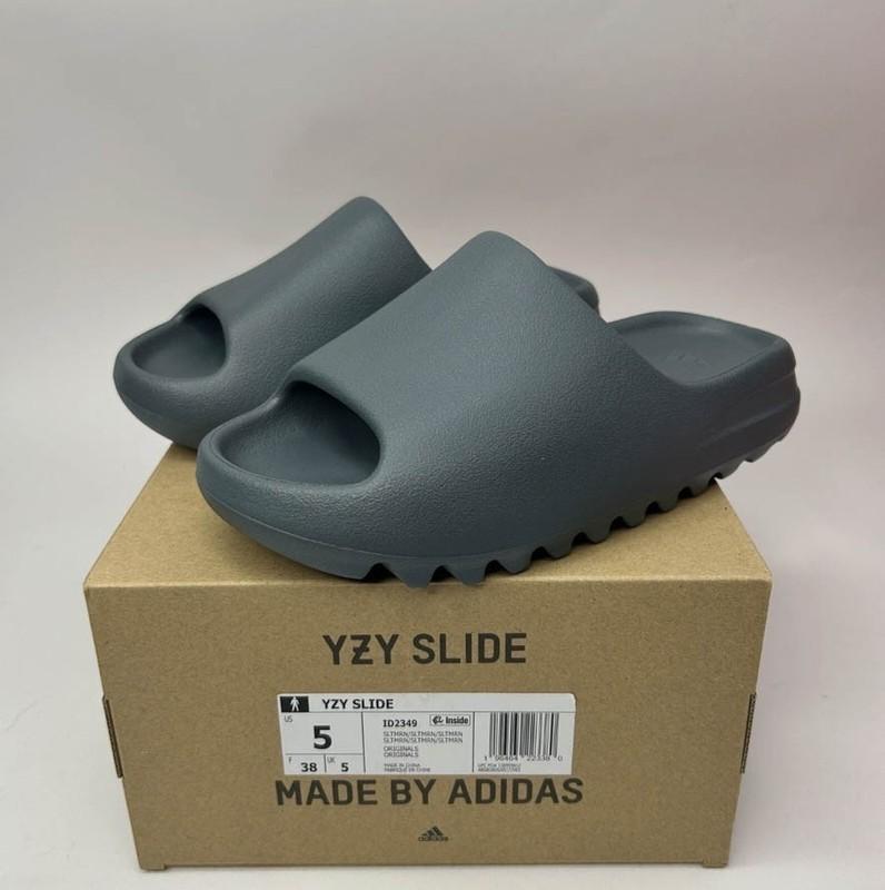 Yeezy Slides Bone / Pure / Onyx / Slate Marine / Granite (Sizes US 5-12)