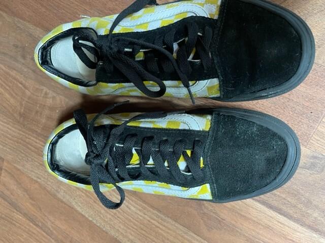 Youth Boys Girls 5.5 Yellow Checkered VANS Sneakers Shoes Excellent