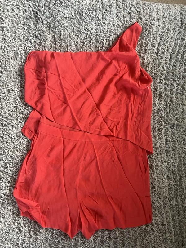 1 State Coral Pink One-Shoulder Romper Pockets Flowy Material Size 12 NWT