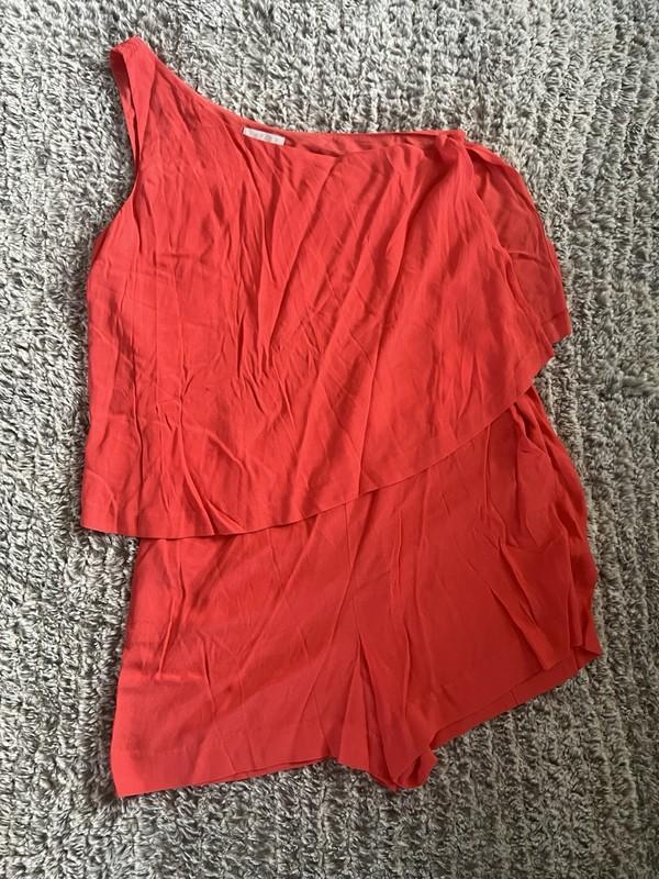 1 State Coral Pink One-Shoulder Romper Pockets Flowy Material Size 12 NWT