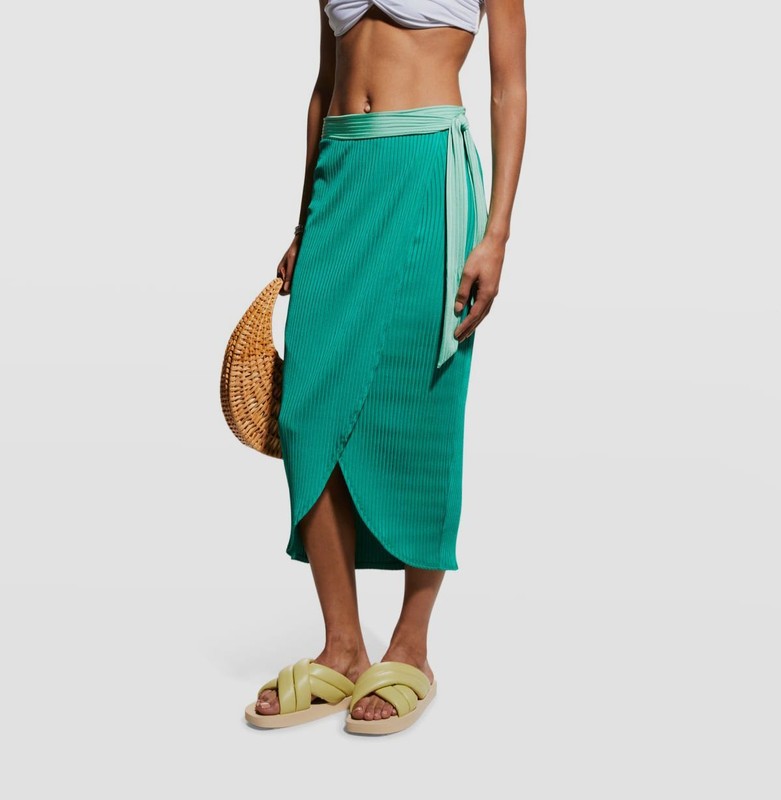 $148 Trina Turk Women's Green Olympia Rib Cover-Up Wrap-Skirt Swimwear Size S