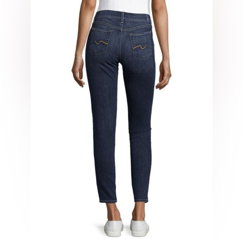 7 FOR ALL MANKIND Gwenevere Washed Jeans SIZE 27