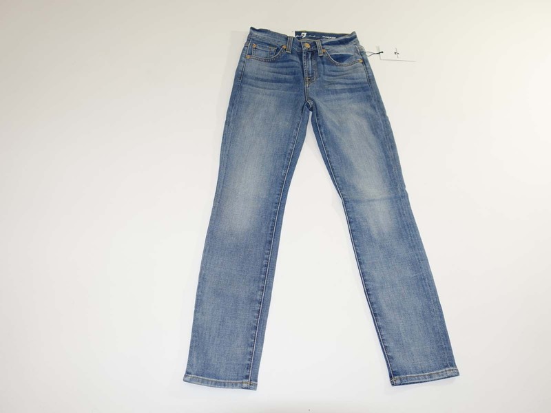 7 For All Mankind Women's Roxanne Ankle Skinny Jeans Size 23 NWT Vienna Sky Wash