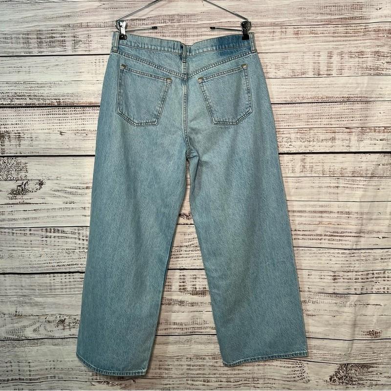 Abercrombie And Fitch 29 Short Low Rise Ultra Loose Jean Light Wash Denim NEW