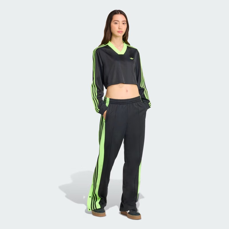 Adidas Women Adicolor Soccer Jacquard Crop Long-Sleeve Top