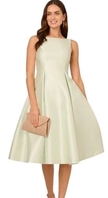 ADRIANNA PAPELL DRESS/NEW WITH TAG/RETAIL$160/SIZE 18/LENGTH 42/BABY GREEN