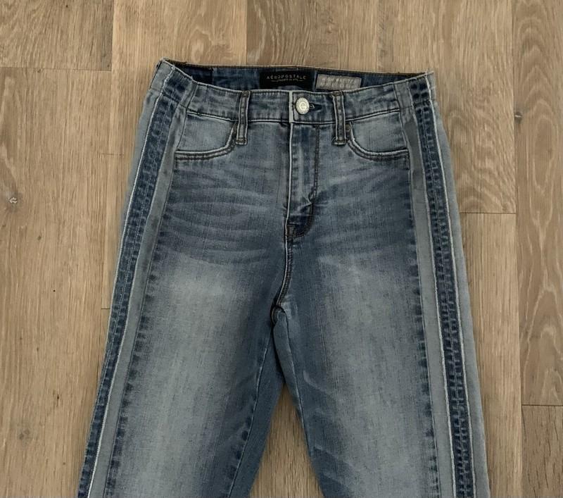 Aeropostale Ladies Size 2 High Waisted Ankle Jegging With Stripes At Sides